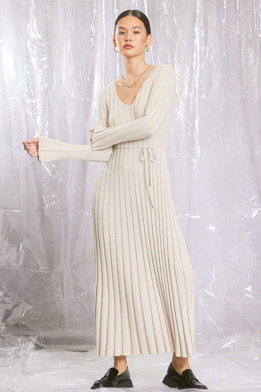 reign ribbed sleeved maxi dress
